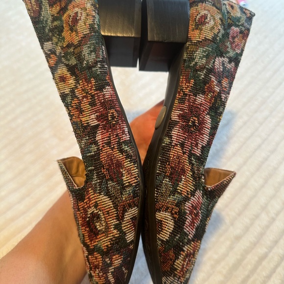 Me Too Gwen Block Heel Loafers for Women - Multicolor Tapestry - Picture 5 of 14